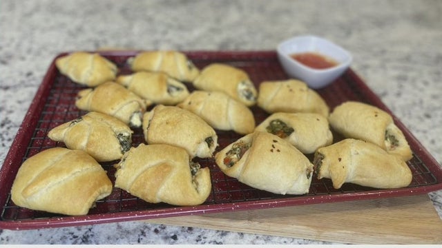 Recipe: Lucky Collard Crescent Rolls