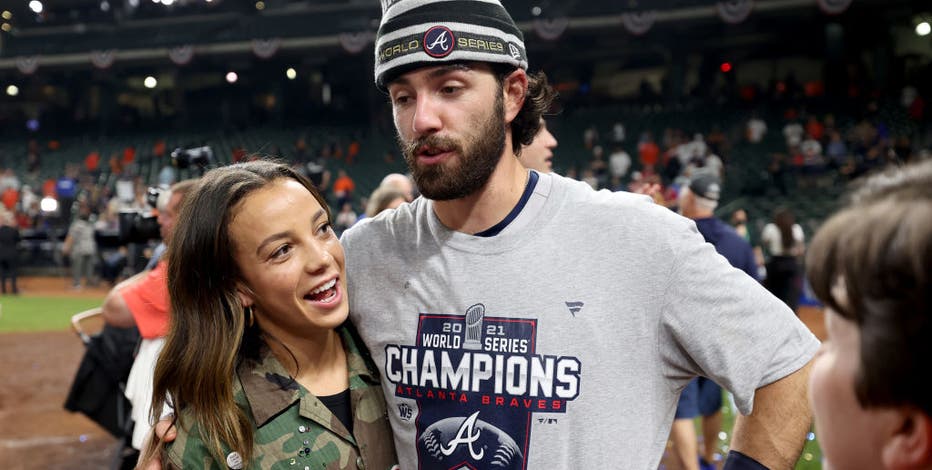 Dansby Swanson comes home