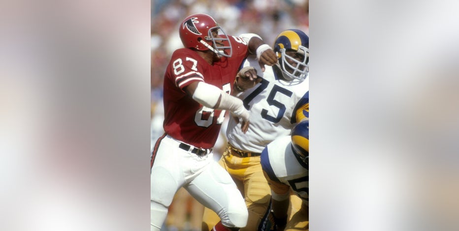 Atlanta Falcons, Tennessee State great Claude Humphrey dies