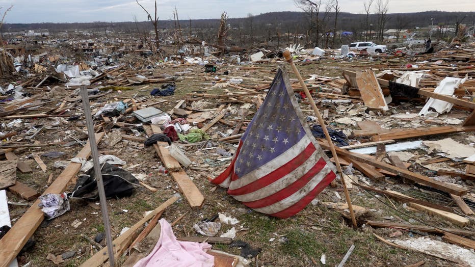 b1d5e344-Swath Of Tornadoes Tear Through Midwest