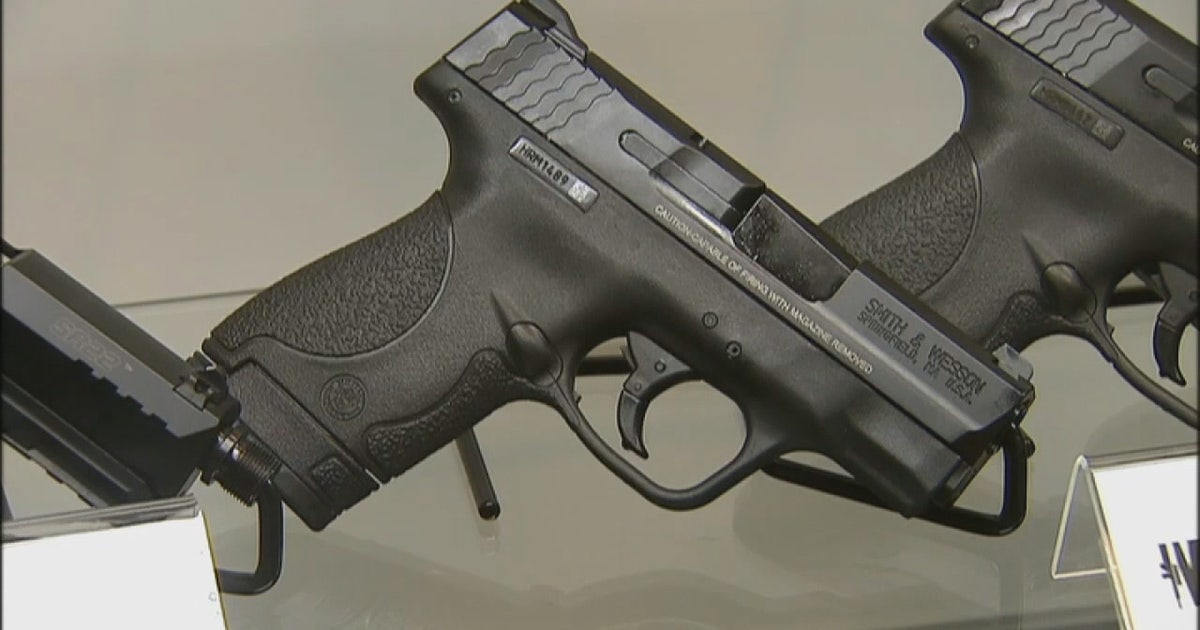 3-year-old shoots self in hand after finding gun, Atlanta police say