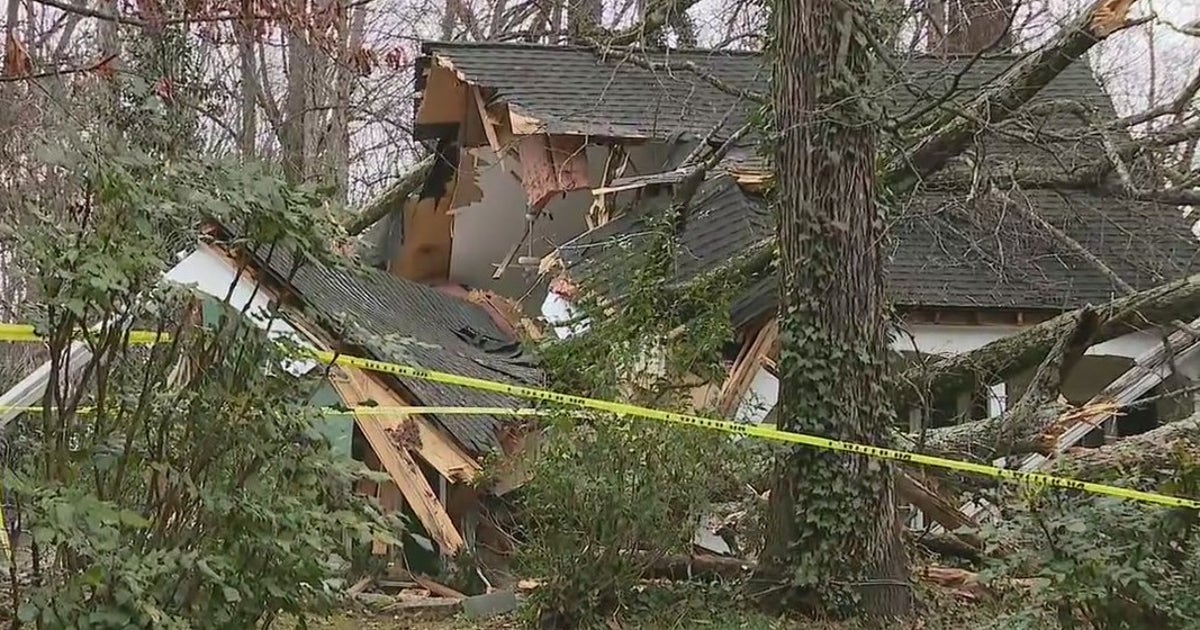 Buckhead man rescued after tree crashed through home | FOX 5 Atlanta