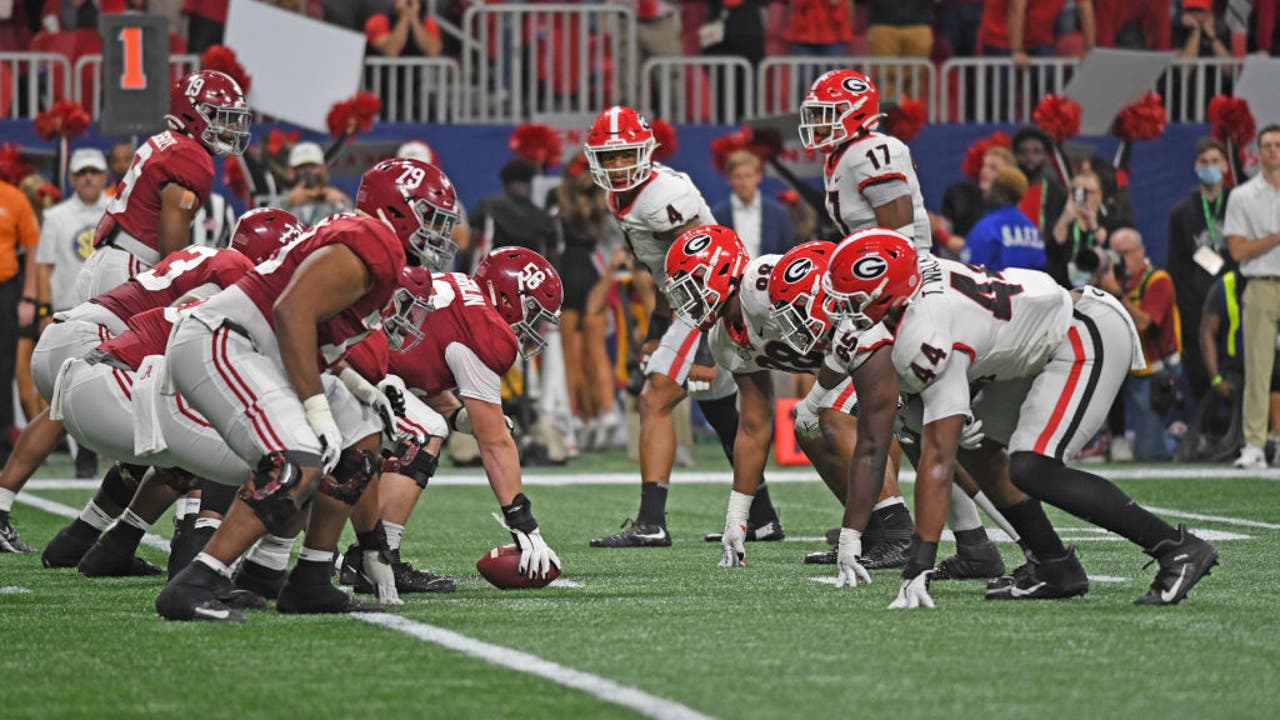 Georgia-Alabama football rivalry: Looking back historic matchups between  the Bulldogs and Crimson Tide