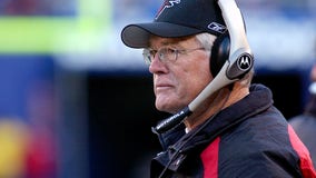 Former Atlanta Falcons coach Dan Reeves dies at 77