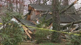 Buckhead man rescued after tree crashed through home