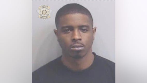 Man suspected of at least 10 car break-ins arrested in Roswell