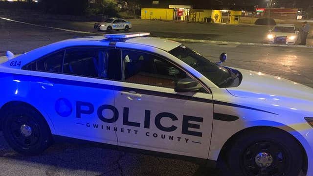 2 dead after double shooting in Gwinnett County shopping center parking lot, police say