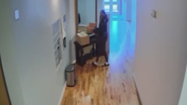 Food delivery drivers caught on camera stealing packages, APD investigating