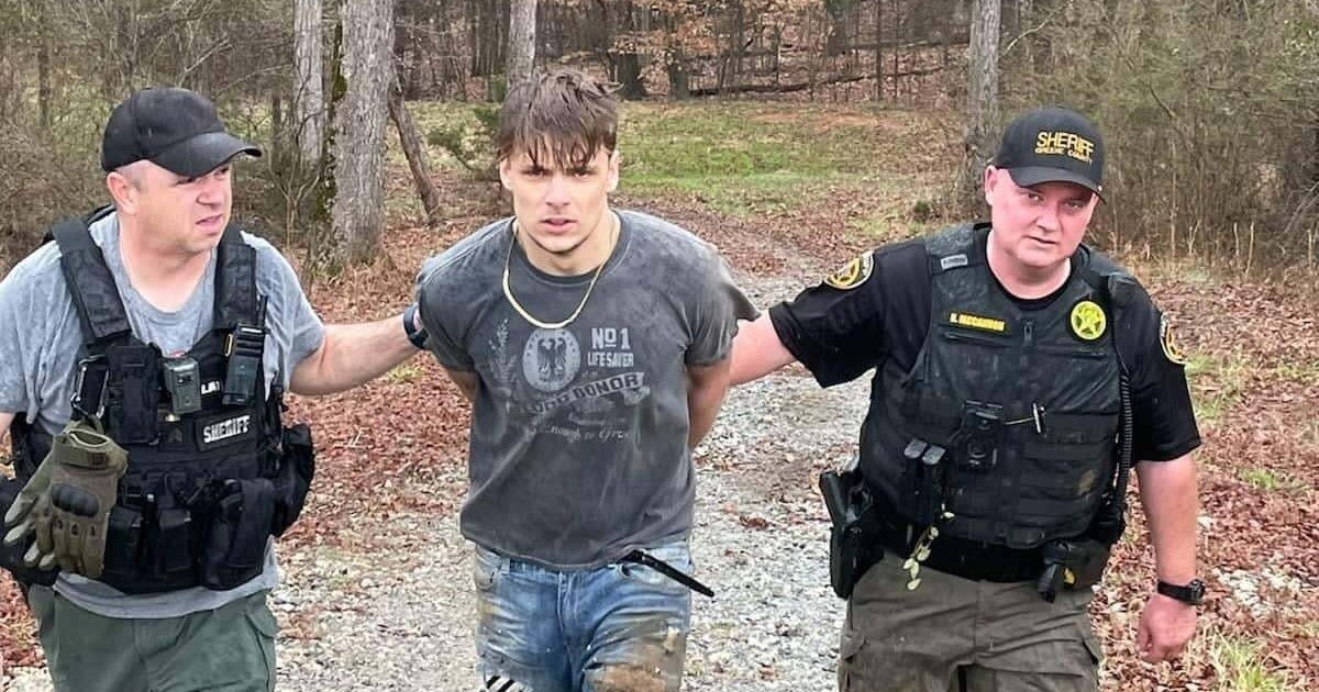 Man arrested after high-speed chase, manhunt in Morgan County | FOX 5 ...
