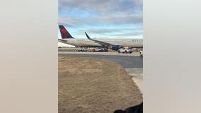 Plane blows out tire during landing, passengers bused to Hartsfield-Jackson airport terminal