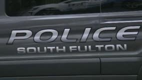 Man killed in crash with tractor-trailer, South Fulton Police say