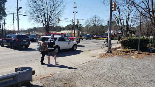 Pedestrian killed in crash on Campbellton Road in Atlanta