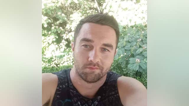 Acworth police searching for man wanted on child molestation charges