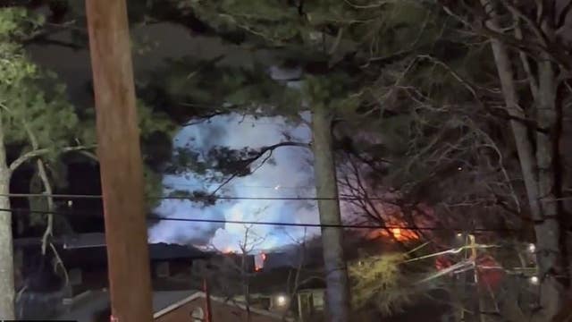 40 people affected by DeKalb County apartment fire, Red Cross says