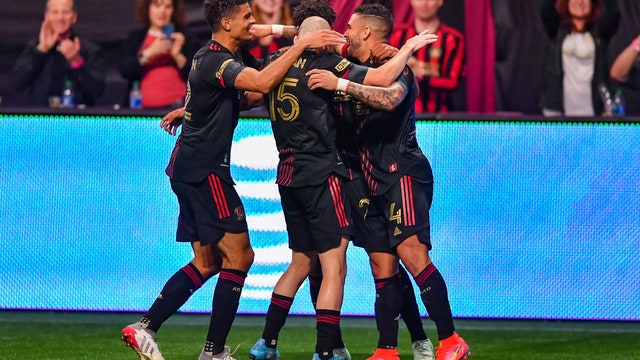 Atlanta United tops Sporting KC in season opener