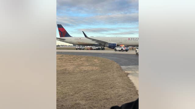 Plane blows out tire during landing, passengers bused to Hartsfield-Jackson airport terminal