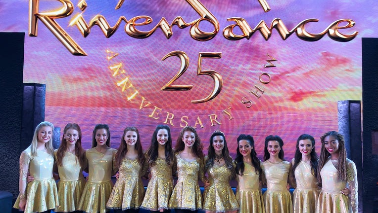 Riverdance-25-Anniversary-female-lead-dancers-and-troupe.jpg