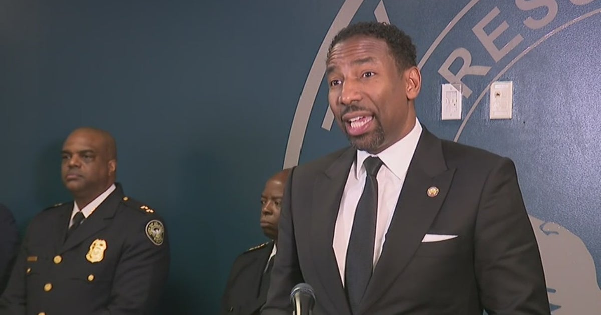 Atlanta crime: Police recruiting, street racing, catching repeat ...