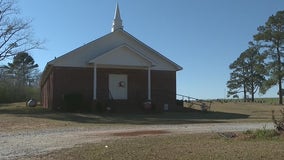 Thieves steal a church bell in Troup County, pastor says