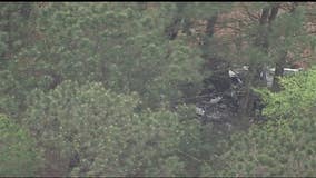 2 injured in small plane crash in woods near Barrow County Airport