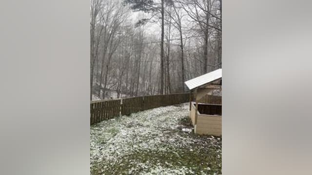 Snowfall accumulates northwest of Atlanta
