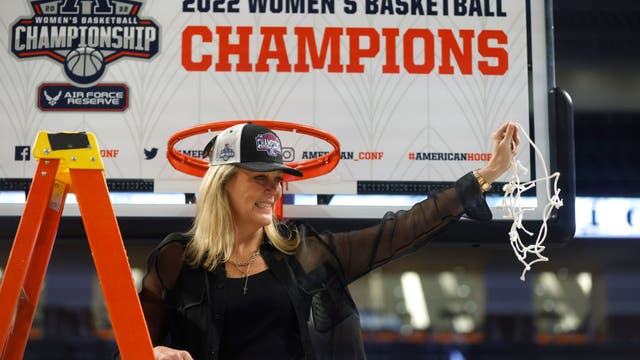 UCF’s Katie Abrahamson-Henderson hired to coach Georgia