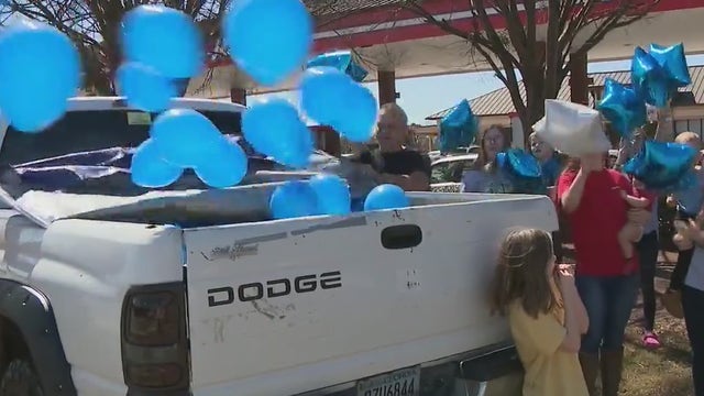 Family of murdered RaceTrac clerk release balloons on anniversary of his death