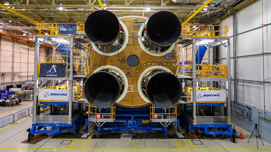 maf_20191107_artemis1-4thengine-209-epb.jpg