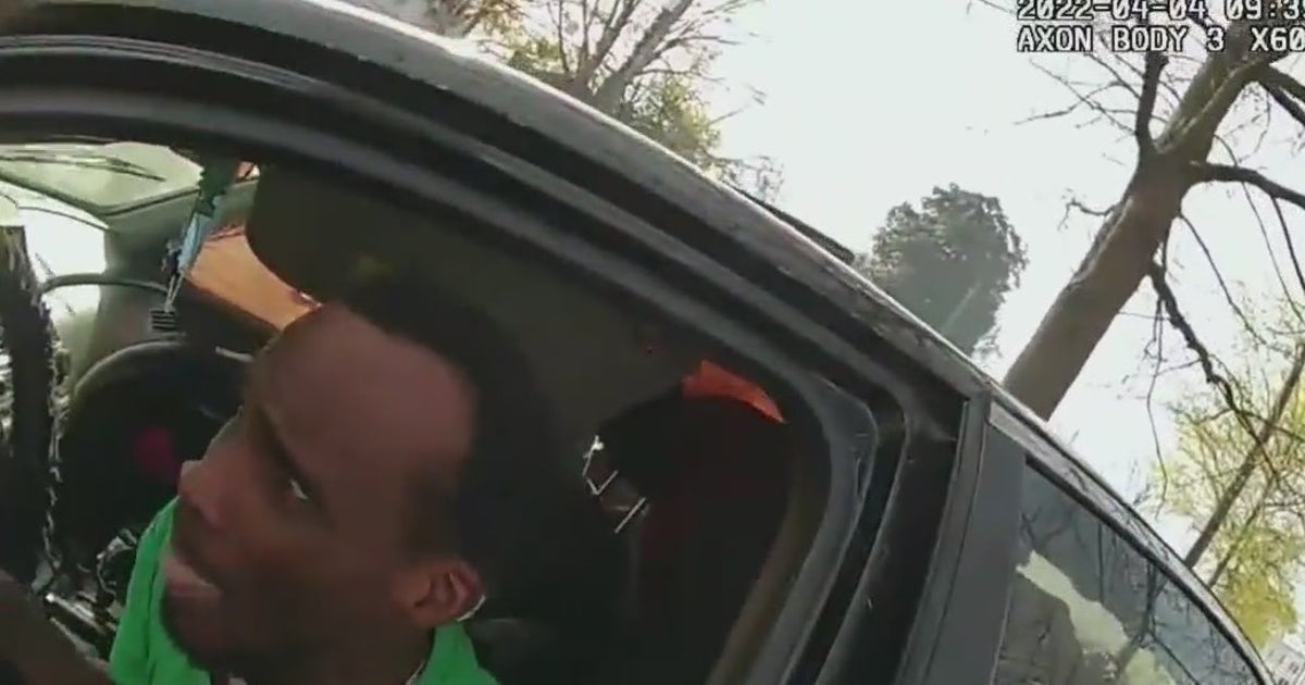 Body camera footage shows officers saving boy in stolen car | FOX 5 Atlanta