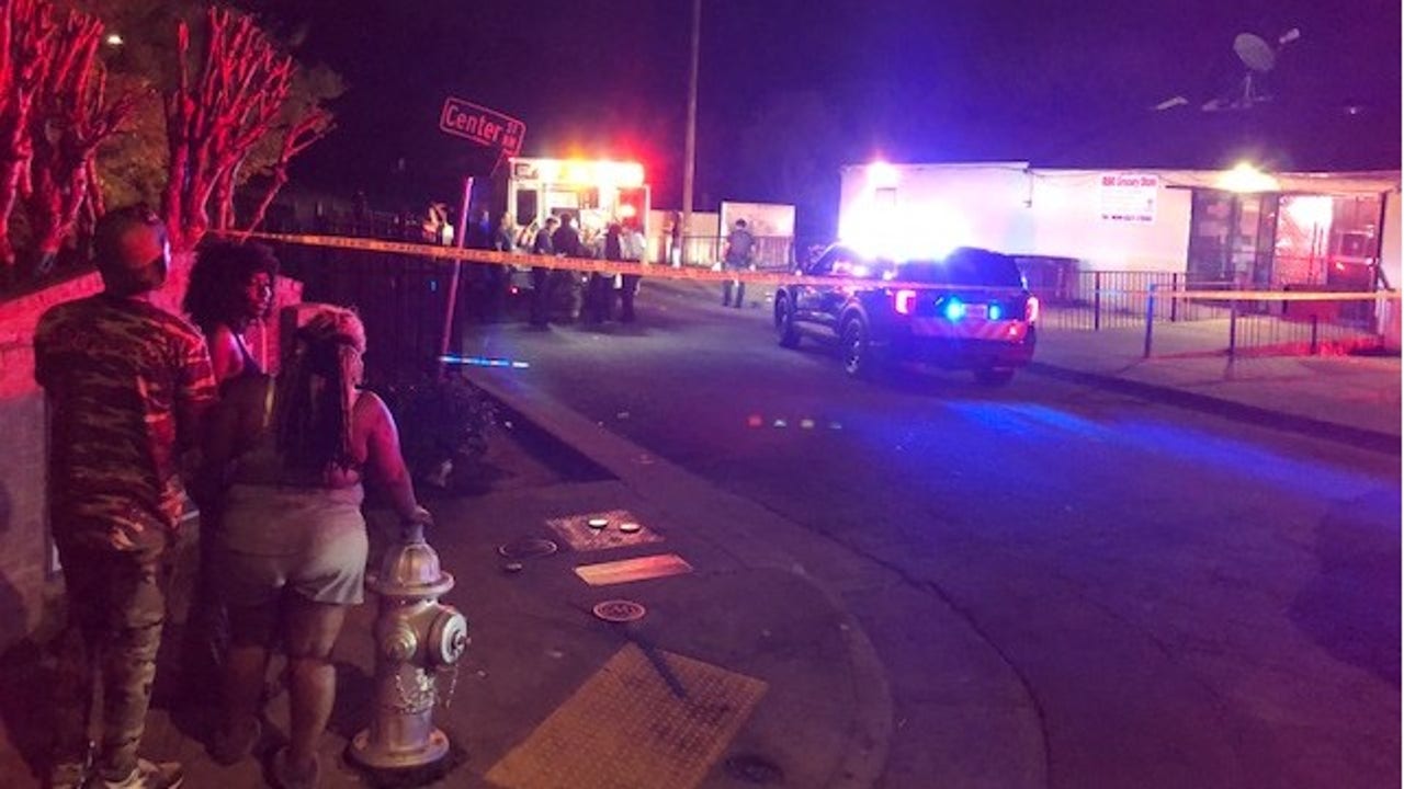 Woman shoots would-be assailant at NW Atlanta apartments with his own