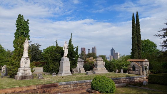 History shines bright at after-hours Oakland Cemetery event