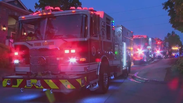 More than a dozen displaced by Marietta apartment fire