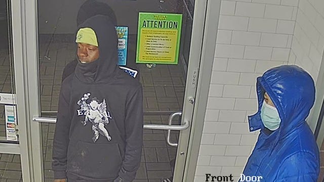Police searching for suspects in armed Atlanta gas station carjacking