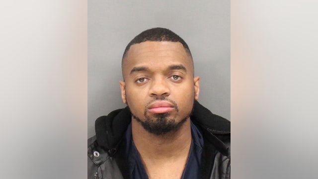 'Peeping Tom' recorded women in bathroom of Cobb County QuikTrip, warrant says