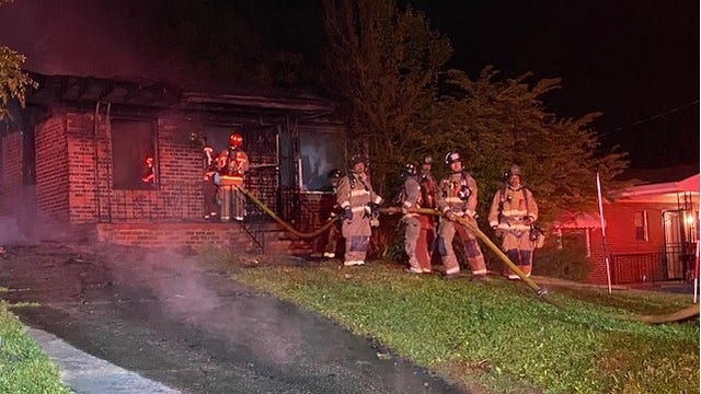 Women escape from early morning house fire in Atlanta