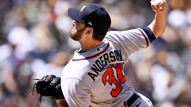 Anderson sharp, Olson homers as Braves beat Padres 5-2