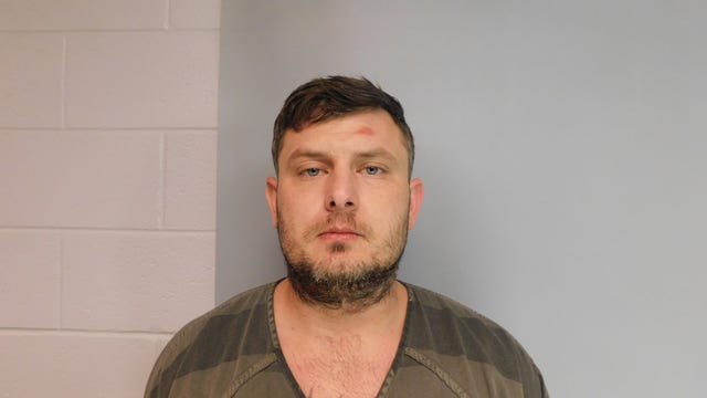 SWAT standoff in Flowery Branch ends peacefully, suspect arrested after threatening officers