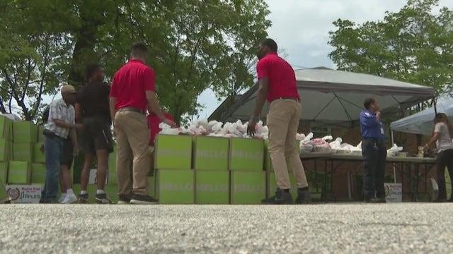 Fulton County, Atlanta distribute healthy, fresh food options to residents