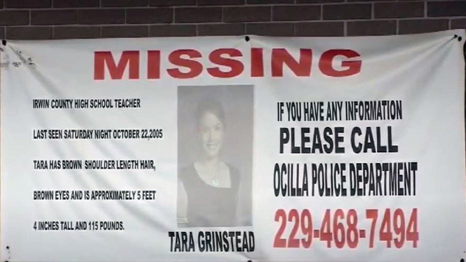 Banners and signs asking for help in finding Tara Grinstead went up in Ocilla shortly after her disappearance in 2005. (FOX 5)