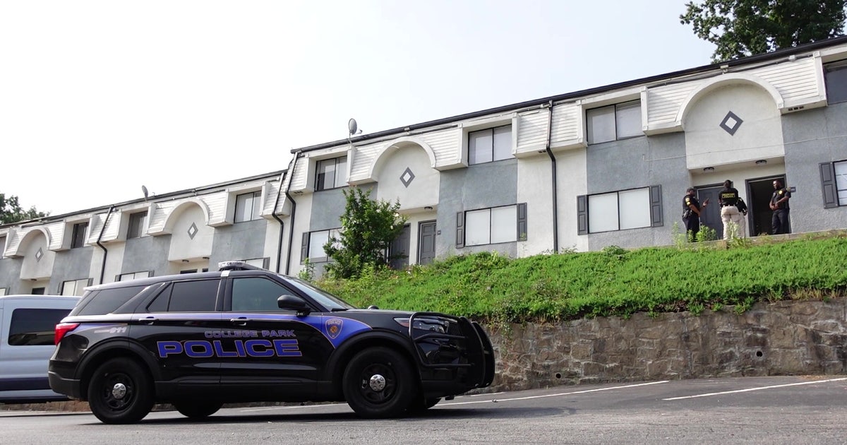 Person shot dead in parking lot of College Park apartments, police say ...