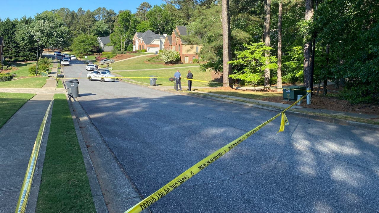 School board thanks Gwinnett bus driver for safely transporting children during shooting - Vimarsana News