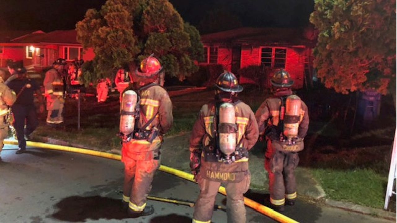 Mother and child escape from burning home in SW Atlanta