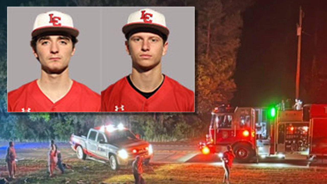 LaGrange College freshmen pitchers die in car crash after winning conference title