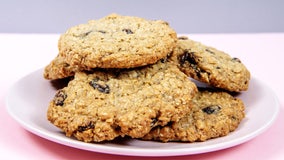 FOX 5 FINDS: National Cookie Day deals & more | Dec. 4, 2025