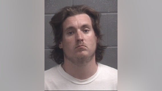 Spalding County man charged with possession, distribution of child porn