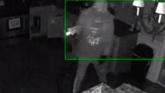 Strangers force their way into Kennesaw home, use Taser on man