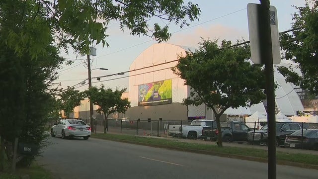 Kirkwood residents upset over noise, traffic from neighboring event tent