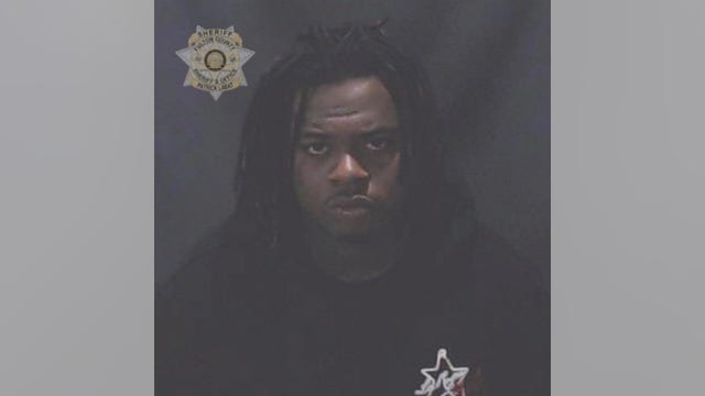 Gunna causes sales to spike for hoodie worn in RICO arrest mugshot