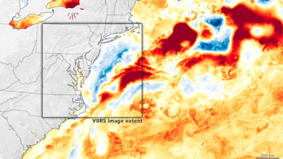 Water-temperatures-in-blue-were-colder-than-average.-Warmer-than-average-waters-are-depicted-in-red..jpg