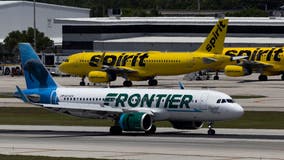 Frontier Airlines adds cash to sweeten offer for Spirit merger